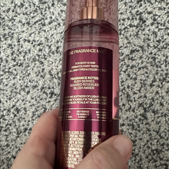 Covered in Roses Mist - Picture 3 of 5